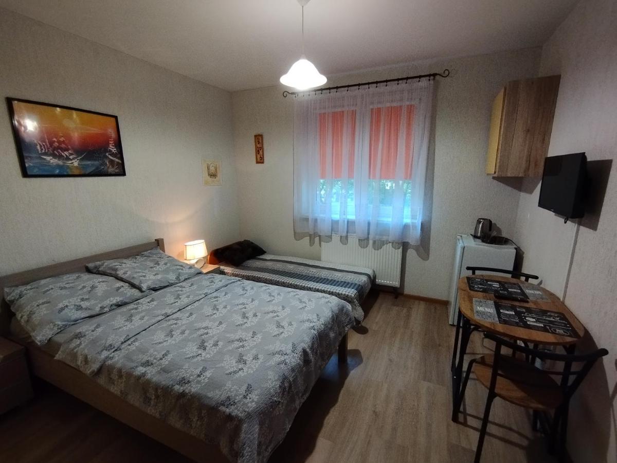 Dom Wczasowy 250M Od Morza Jarosławiec Esterno foto